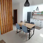 Appartamento Kalokairini Avra *