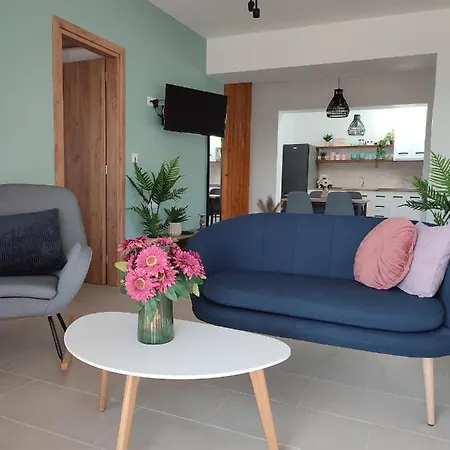 Kalokairini Avra Apartmán *